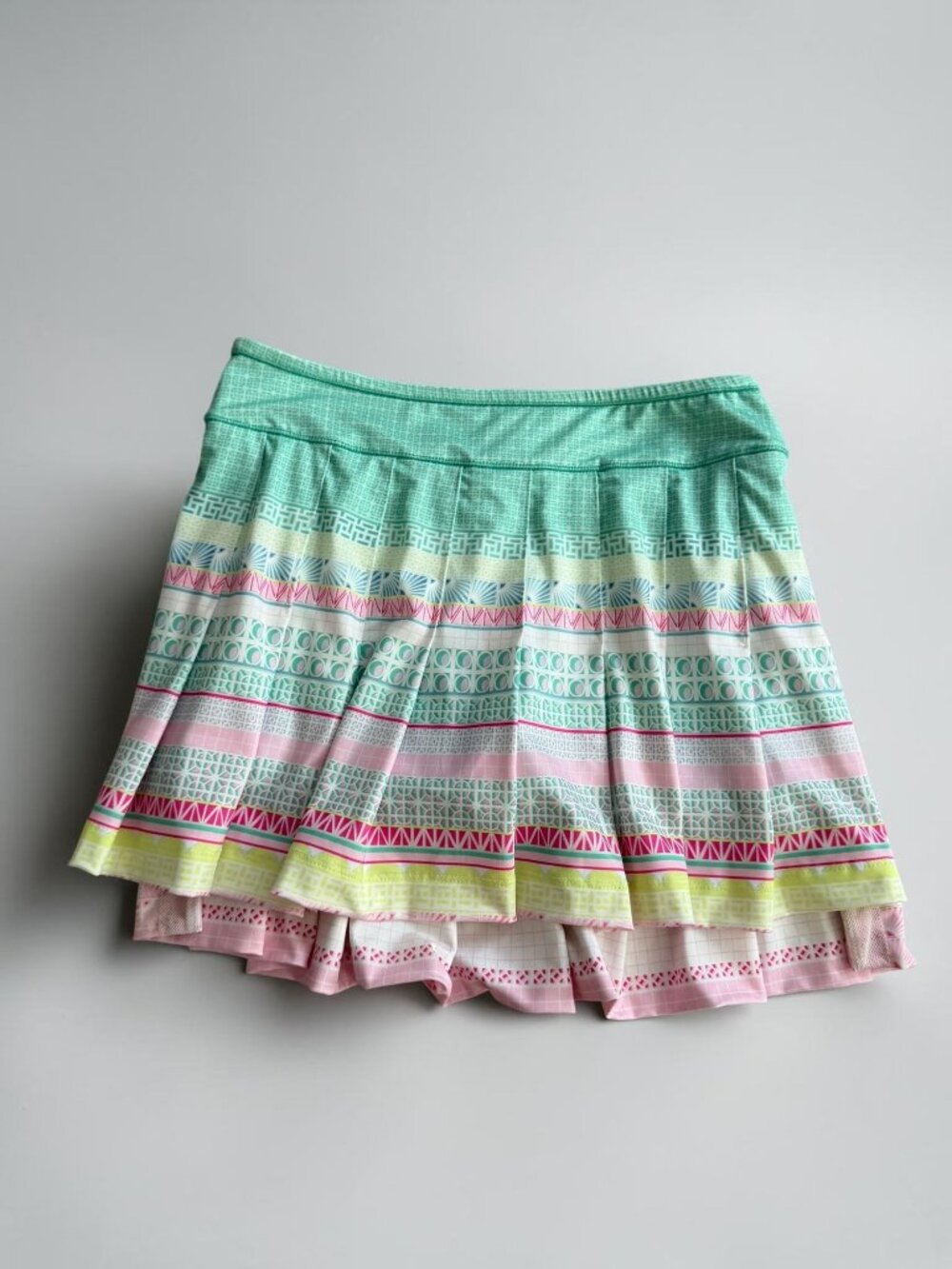 LUCKY IN LOVE Pastel Multicolor Active Skort Skirt Size Medium